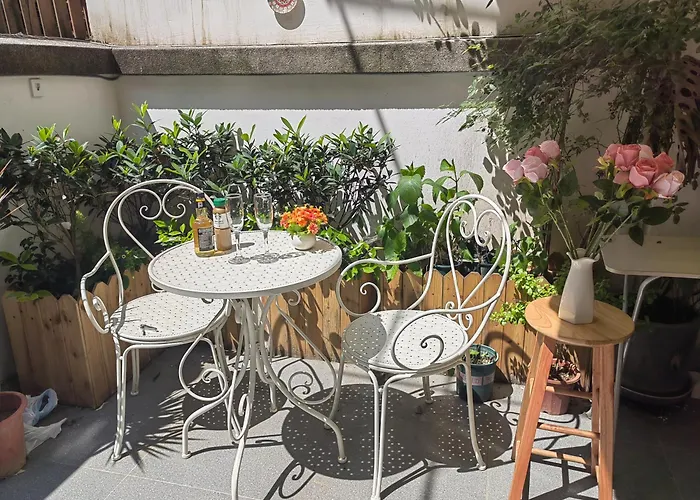 Shanghai Historical Art Bnb With Garden Courtyard Near Nanjing Road